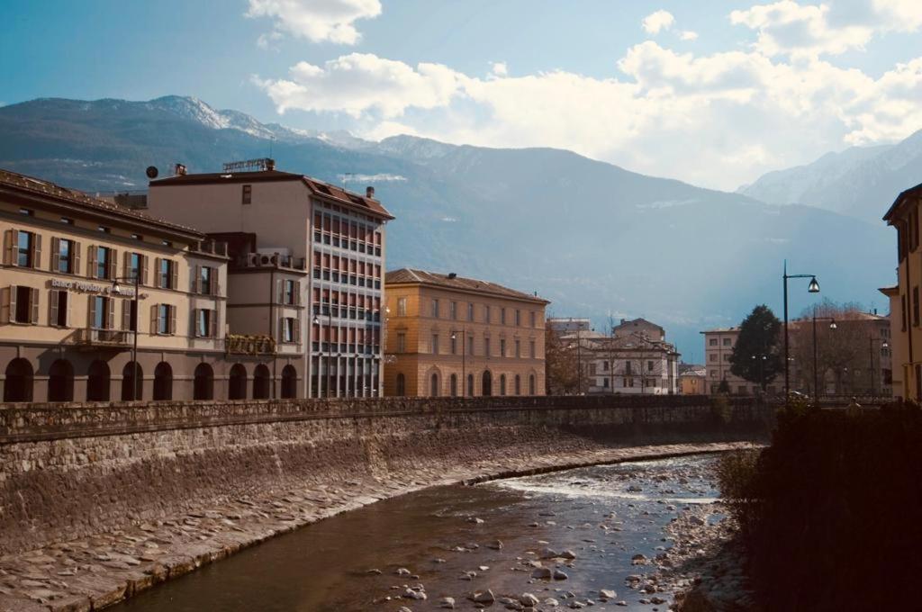 Hotel Europa Sondrio Exterior photo